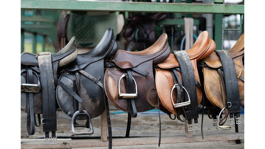 Vielles selles à recycler avant transformation maroquinerie