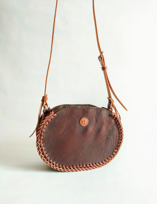 Le sac Oval tressé - Sacoche bandoulière fourre-tout - Cuir de selle recyclée